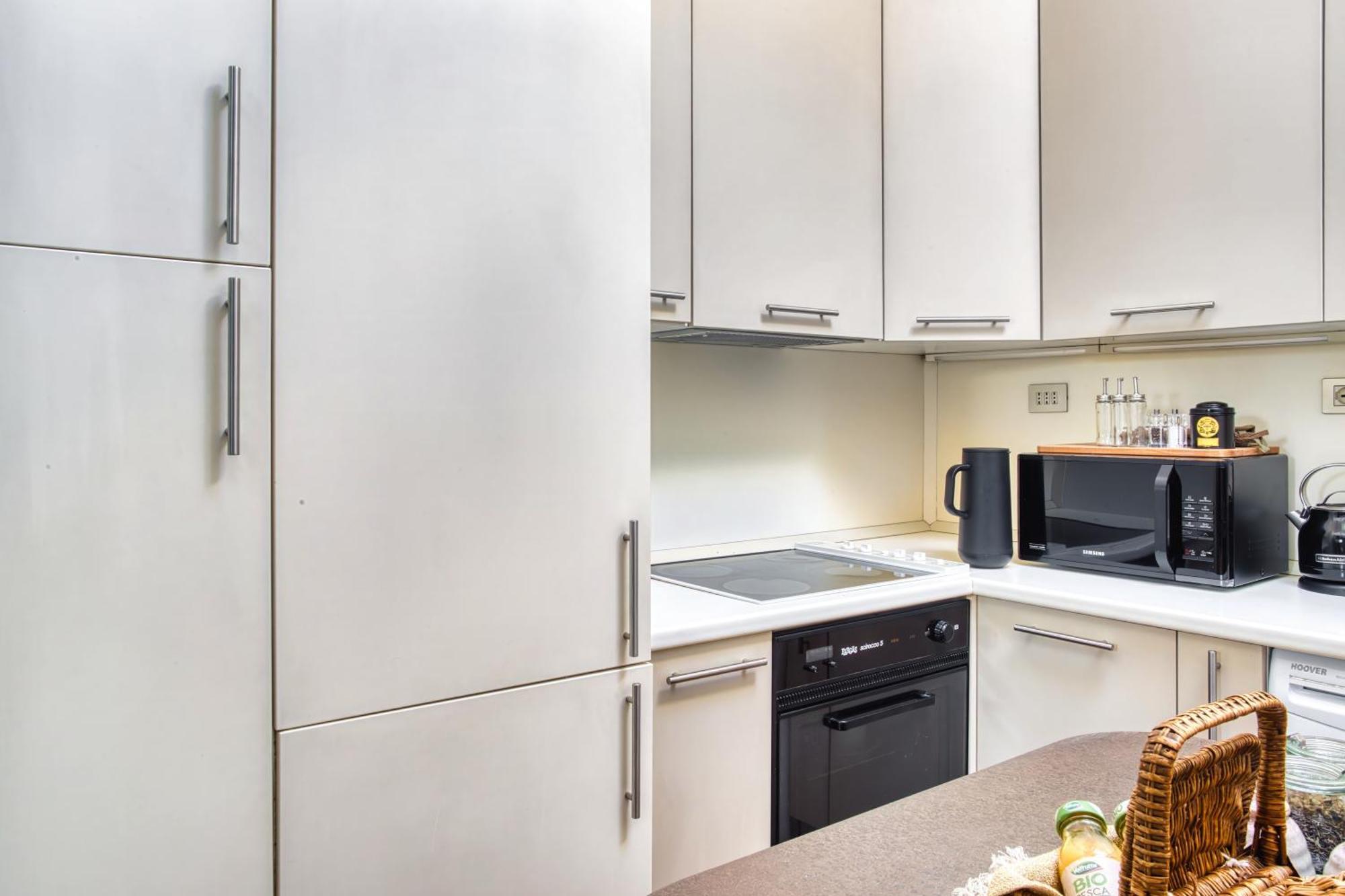 The Green Oriental; Gem In The Duomo City Center Apartment Milan Luaran gambar